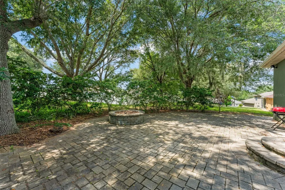 428 SHADY PINE COURT Minneola, FL 34715