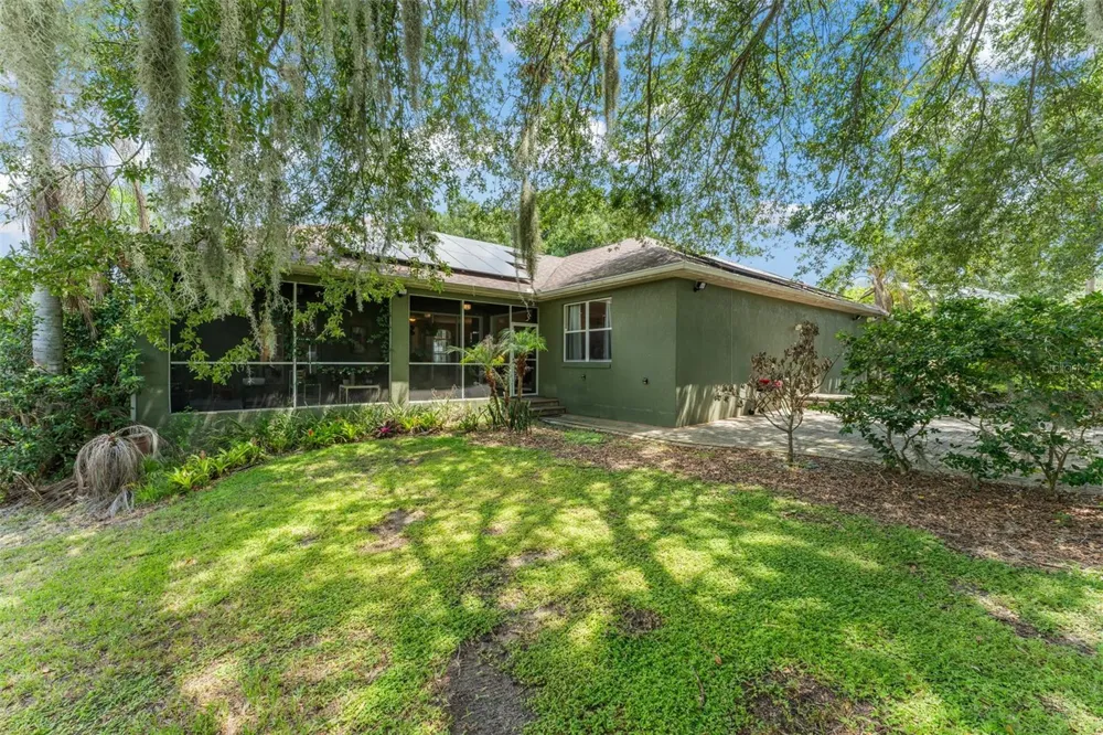 428 SHADY PINE COURT Minneola, FL 34715