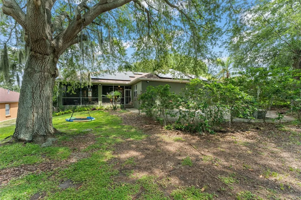 428 SHADY PINE COURT Minneola, FL 34715