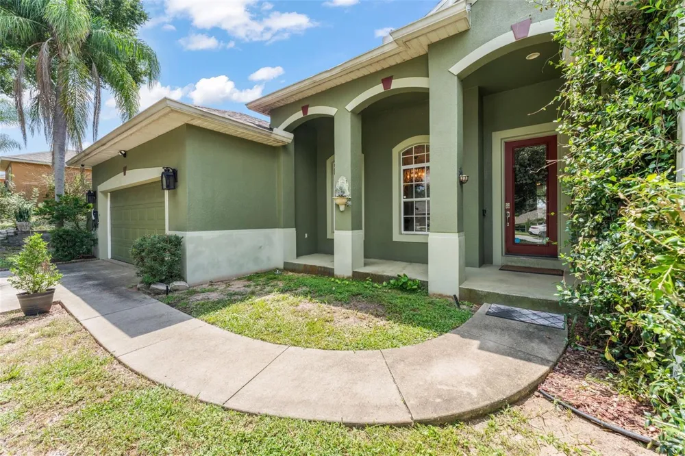 428 SHADY PINE COURT Minneola, FL 34715