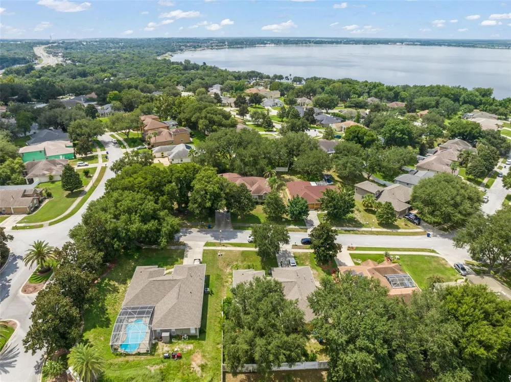 428 SHADY PINE COURT Minneola, FL 34715