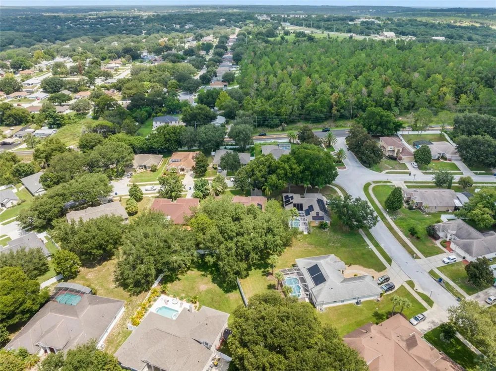 428 SHADY PINE COURT Minneola, FL 34715