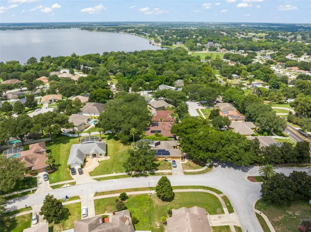 428 SHADY PINE COURT Minneola, FL 34715