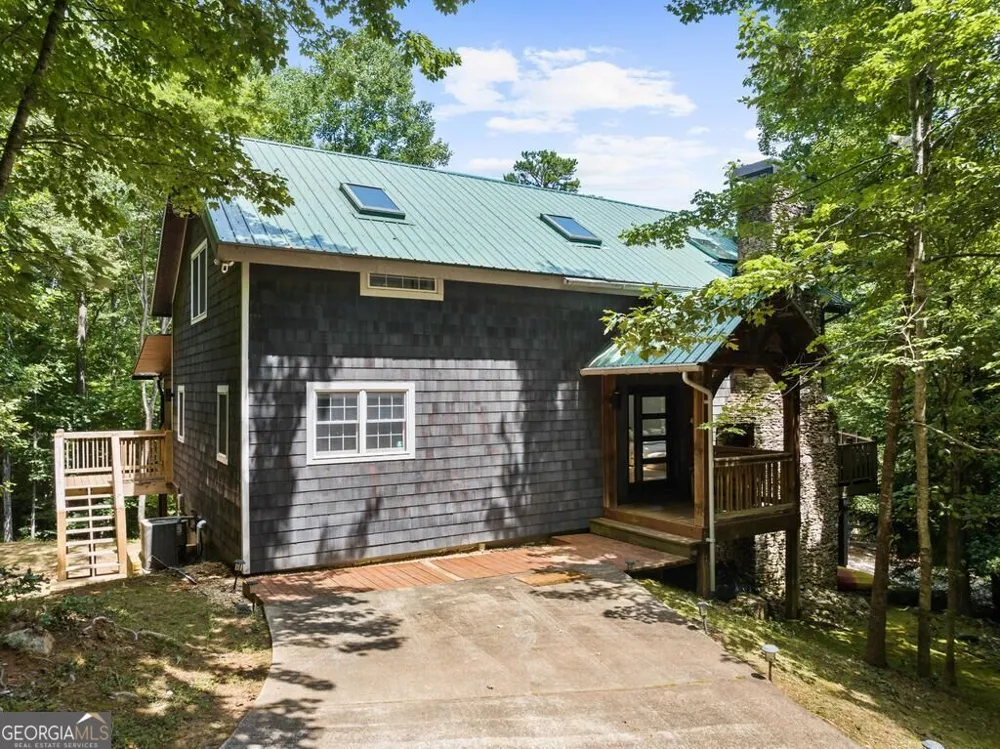 281 Pine Cone RD Blue Ridge, GA 30513