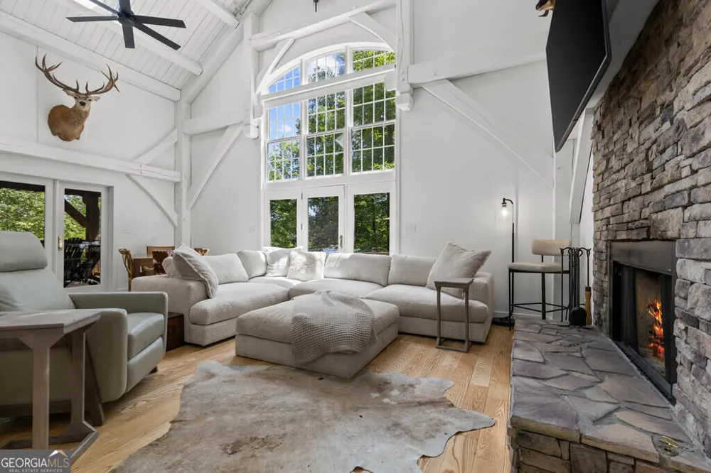 281 Pine Cone RD Blue Ridge, GA 30513
