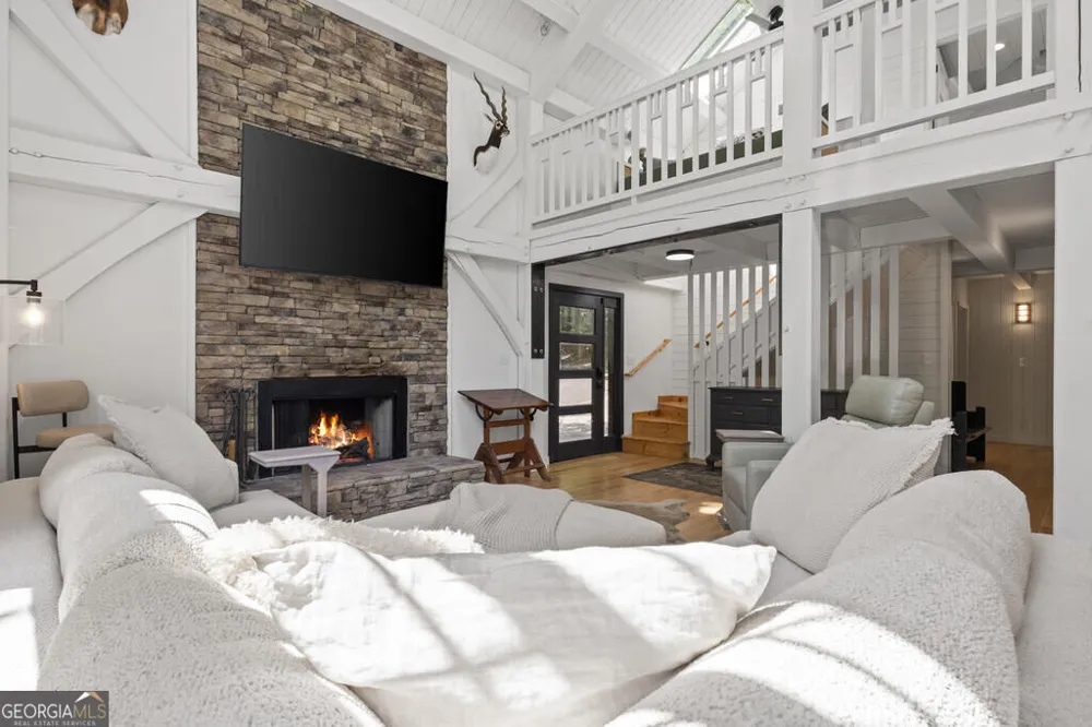 281 Pine Cone RD Blue Ridge, GA 30513