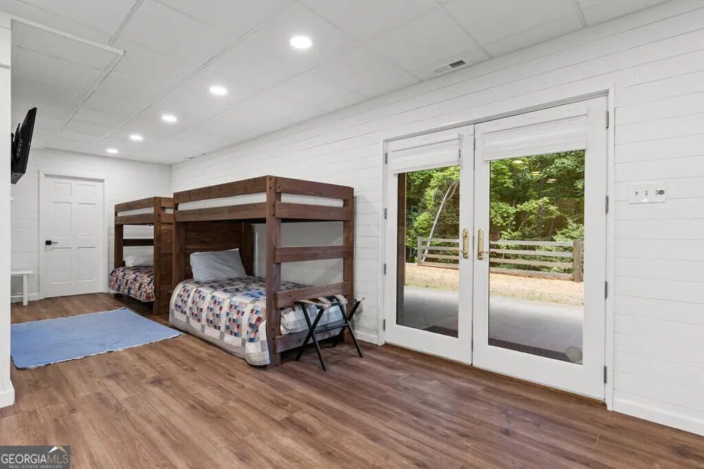 281 Pine Cone RD Blue Ridge, GA 30513