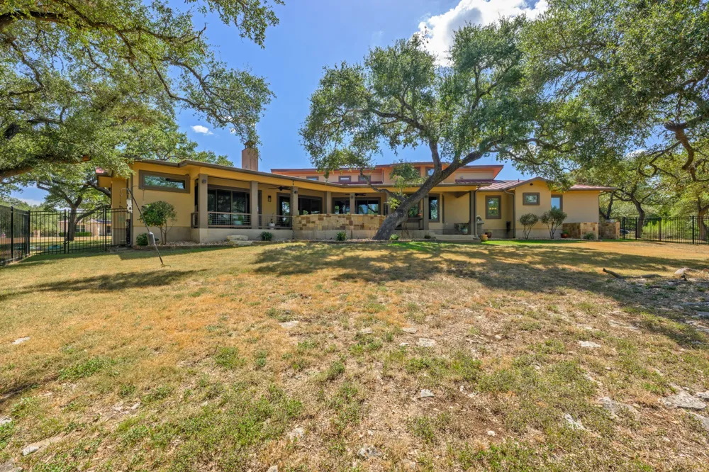 1273 Ranchers Club Lane Driftwood, TX 78619