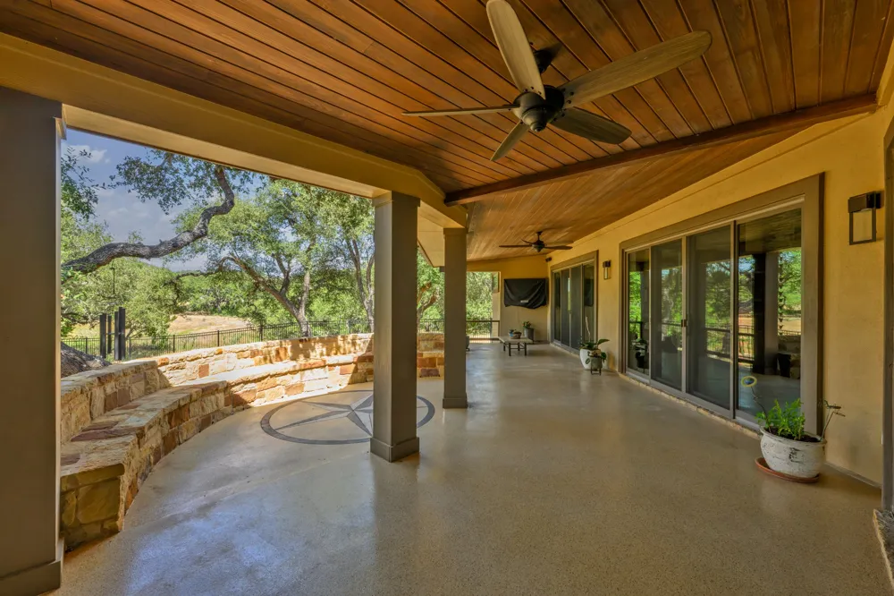 1273 Ranchers Club Lane Driftwood, TX 78619