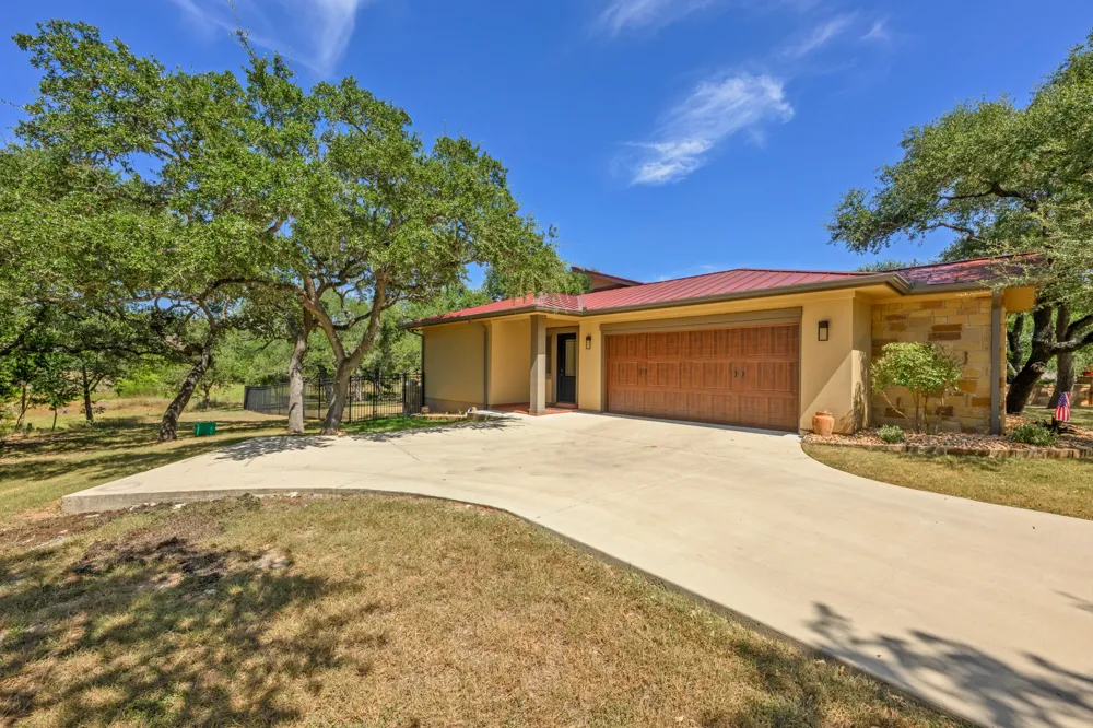 1273 Ranchers Club Lane Driftwood, TX 78619