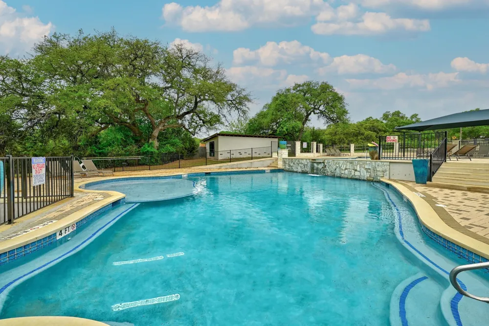 1273 Ranchers Club Lane Driftwood, TX 78619