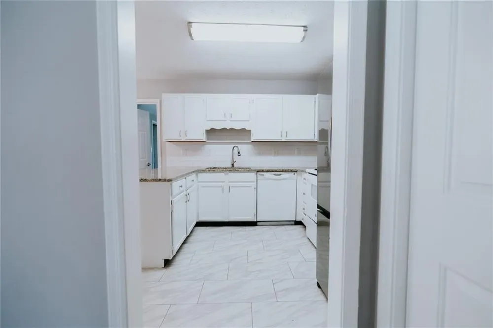 1256 Minhinette Drive Roswell, GA 30075