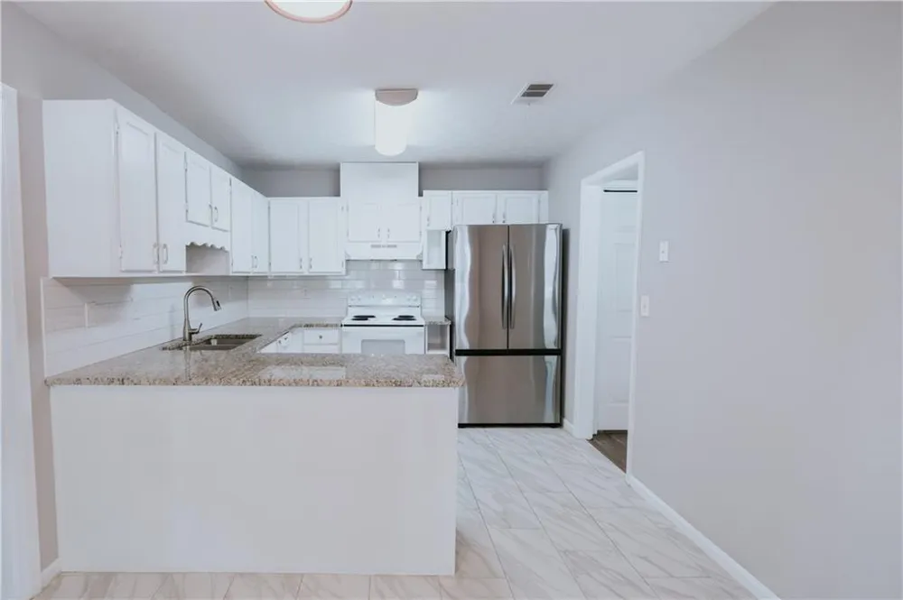 1256 Minhinette Drive Roswell, GA 30075