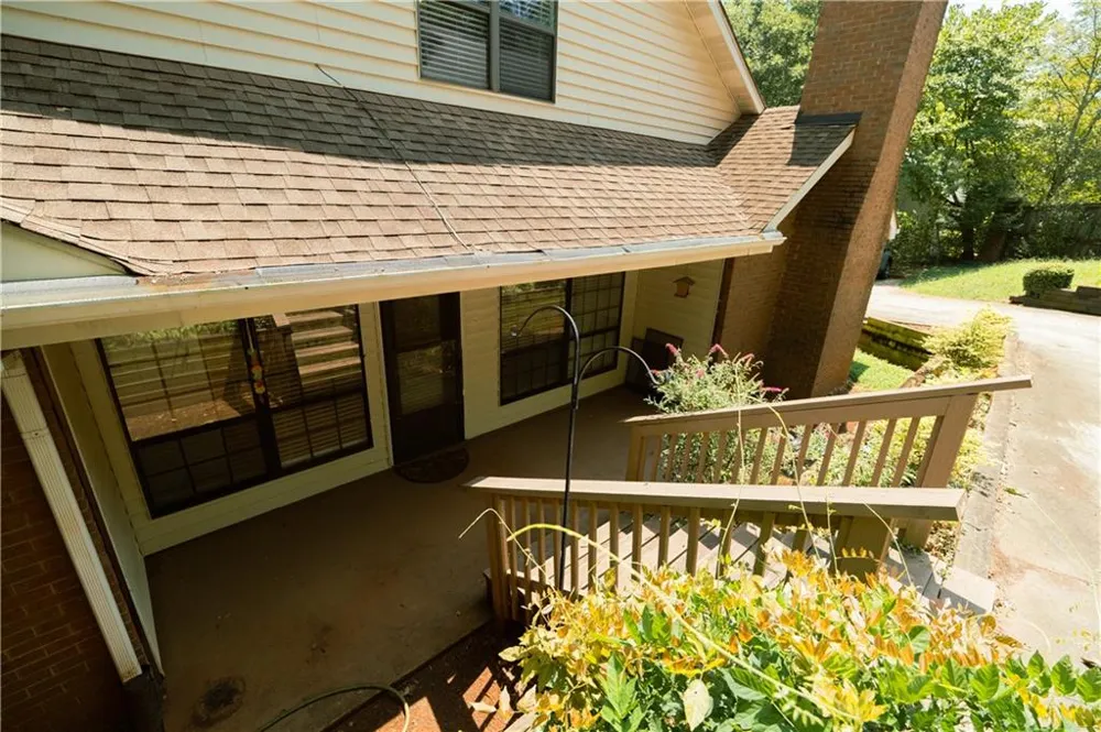 1256 Minhinette Drive Roswell, GA 30075