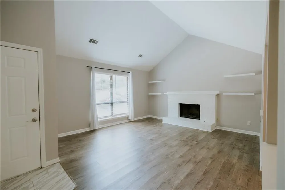 1256 Minhinette Drive Roswell, GA 30075