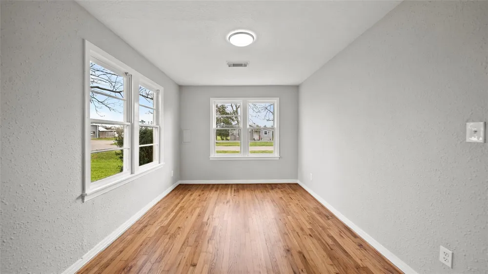 234 E Texas Street Brazoria, TX 77422