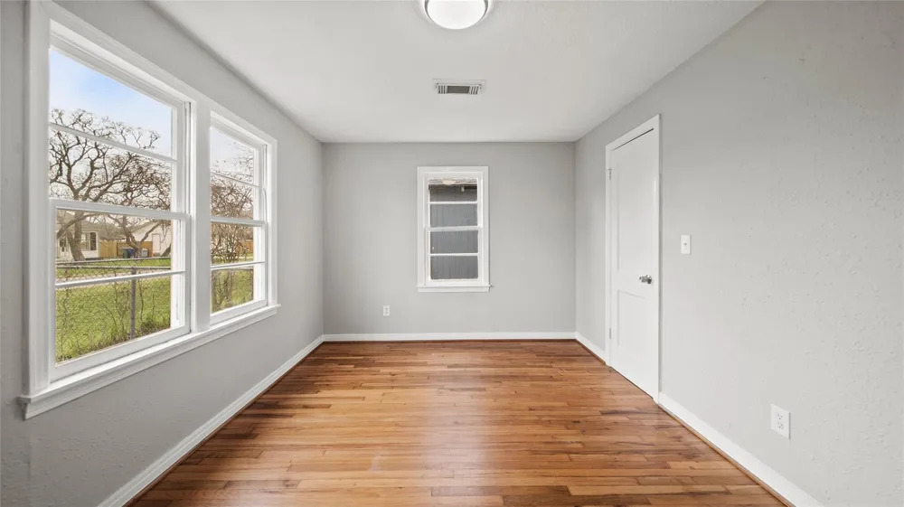 234 E Texas Street Brazoria, TX 77422