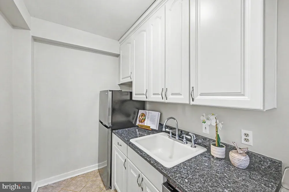 211 E GLEBE ROAD #D Alexandria, VA 22305