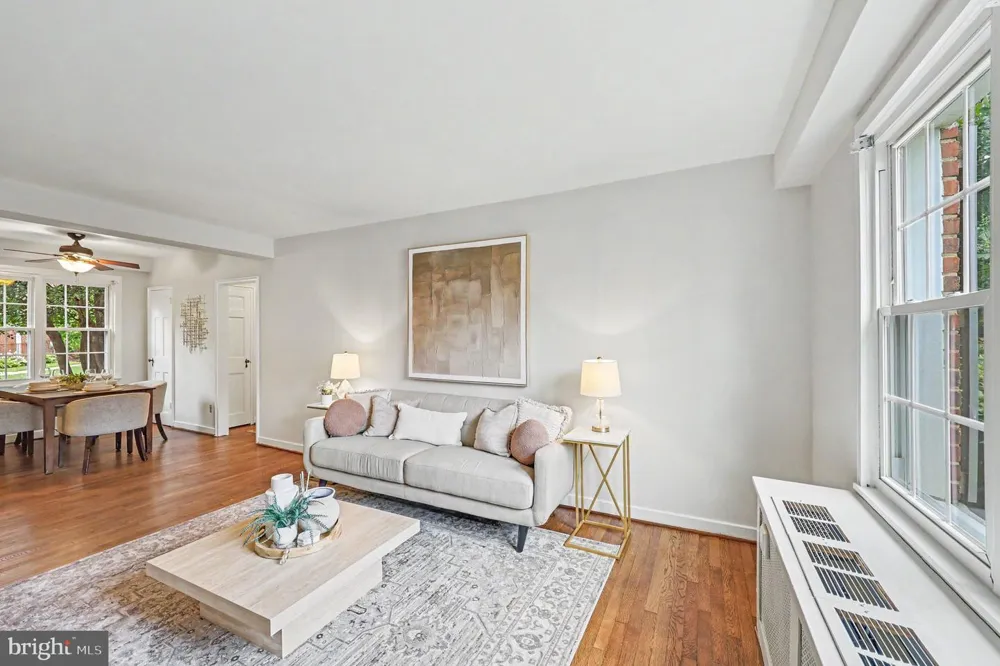 211 E GLEBE ROAD #D Alexandria, VA 22305