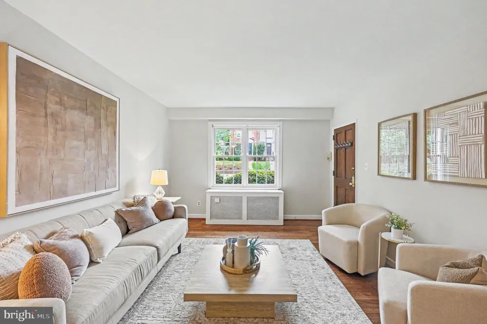 211 E GLEBE ROAD #D Alexandria, VA 22305