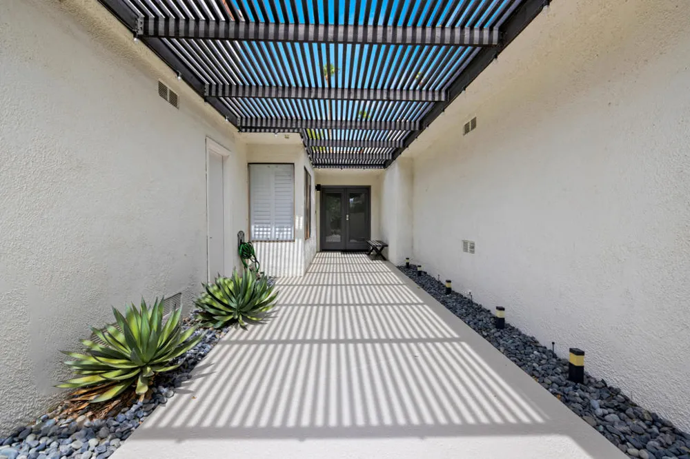 52 Avenida Las Palmas Rancho Mirage, CA 92270