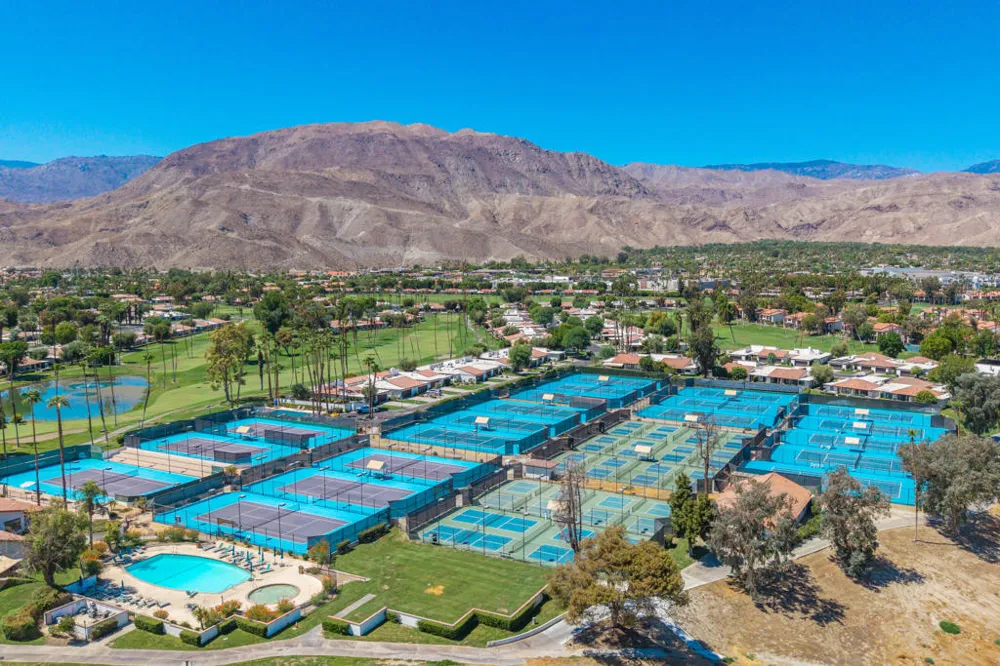 52 Avenida Las Palmas Rancho Mirage, CA 92270