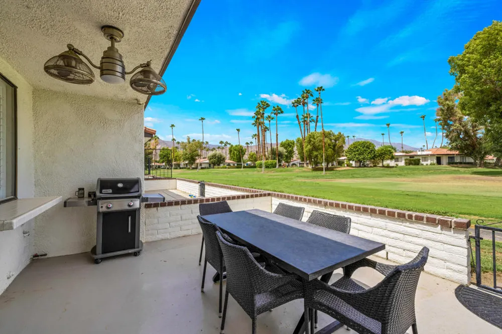 52 Avenida Las Palmas Rancho Mirage, CA 92270