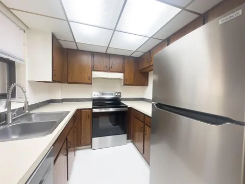 890 FEDERAL Highway #409