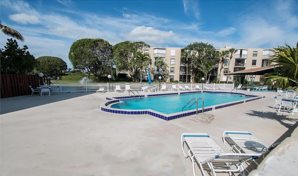 890 FEDERAL Highway #409 Lantana, FL 33462