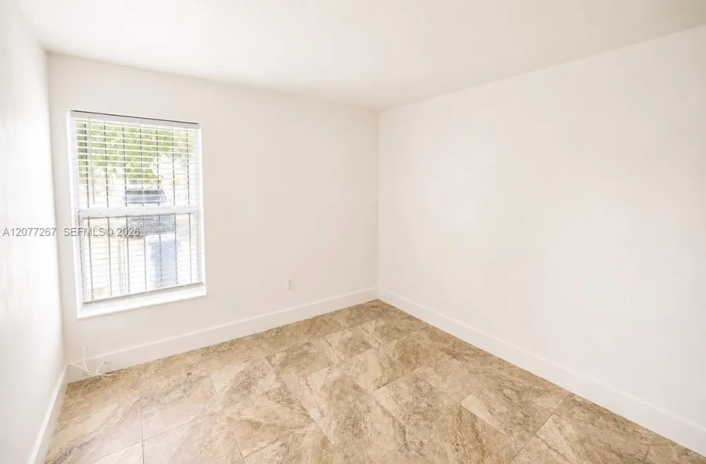 20674 NW 38th Ave Miami Gardens, FL 33055