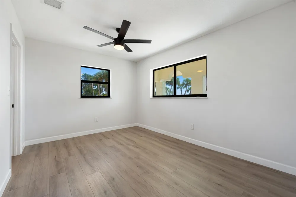 4003 S Indian River Drive Fort Pierce, FL 34982