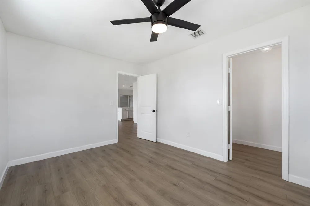 4003 S Indian River Drive Fort Pierce, FL 34982