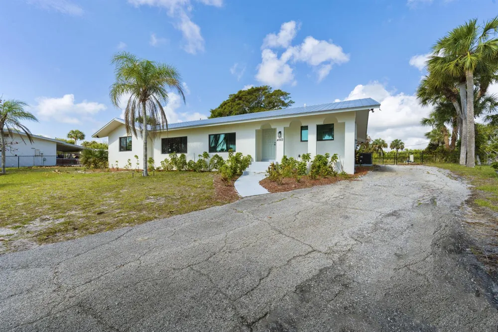 4003 S Indian River Drive Fort Pierce, FL 34982