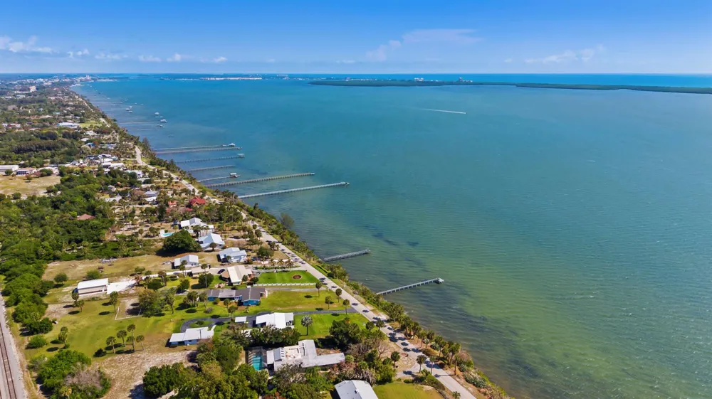4003 S Indian River Drive Fort Pierce, FL 34982