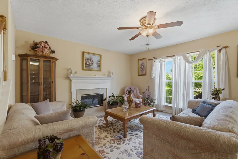 2733 Welshcrest Dr Antioch, TN 37013