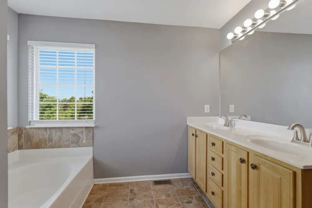 2733 Welshcrest Dr Antioch, TN 37013