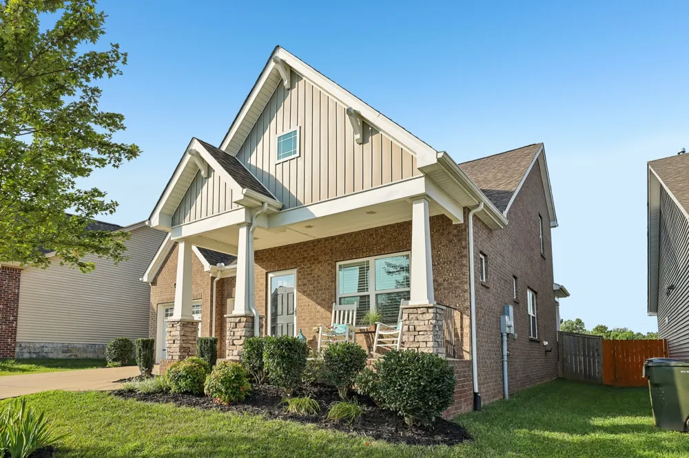 1319 Coates Ln Gallatin, TN 37066