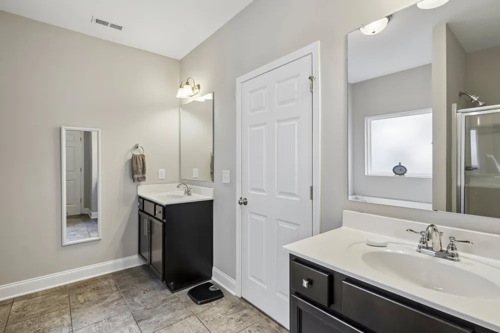 1319 Coates Ln Gallatin, TN 37066