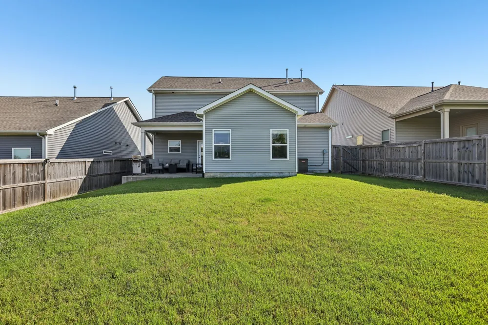 1319 Coates Ln Gallatin, TN 37066