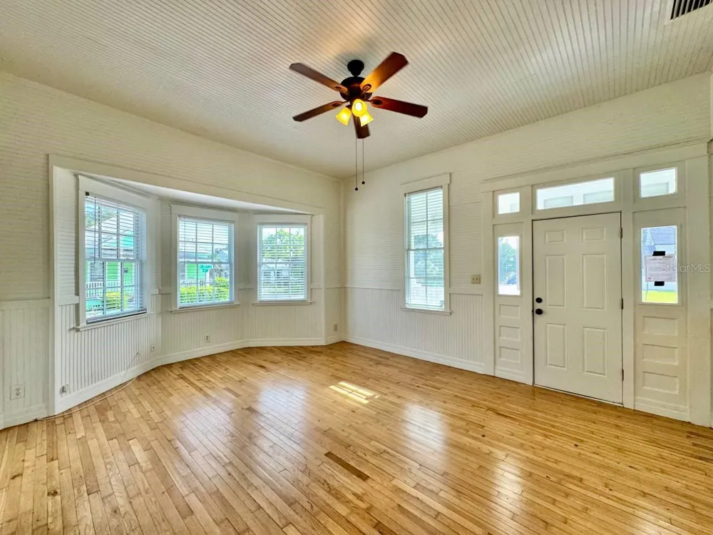 2708 19TH STREET Tampa, FL 33605