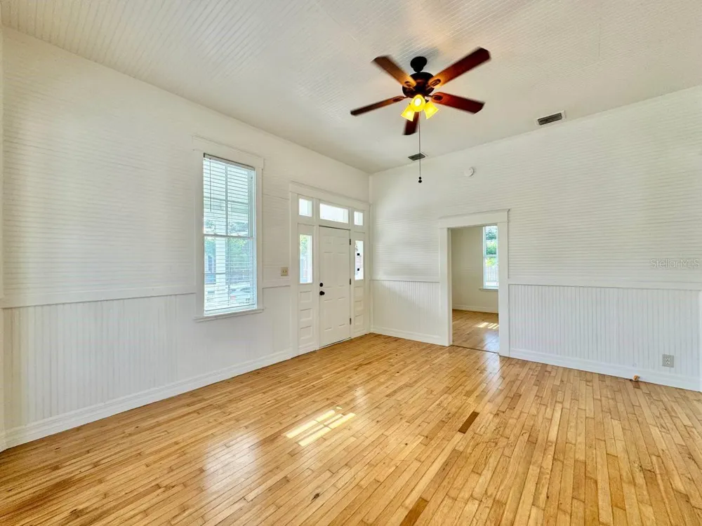 2708 19TH STREET Tampa, FL 33605