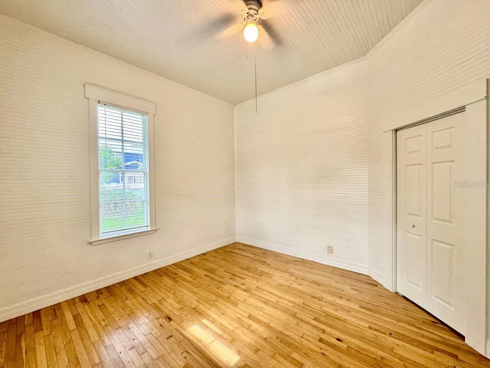 2708 19TH STREET Tampa, FL 33605