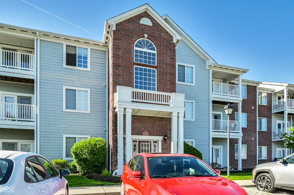 5019 Amber Creek Place #208 Indianapolis, IN 46237