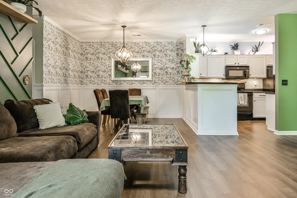 5019 Amber Creek Place #208 Indianapolis, IN 46237