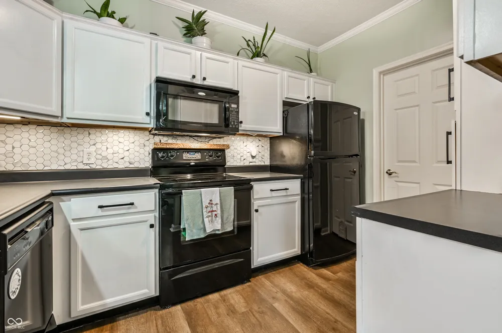 5019 Amber Creek Place #208 Indianapolis, IN 46237