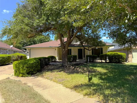 3904 Cadoz Court
