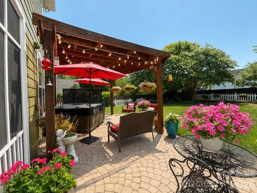 13829 Cedar Pond Circle Huntersville, NC 28078