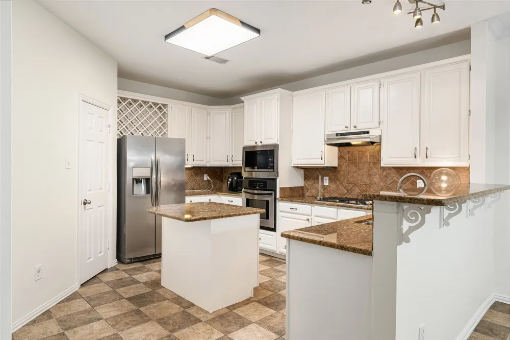 981 Parker Drive Coppell, TX 75019