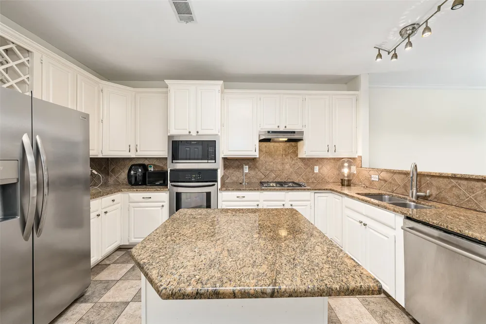 981 Parker Drive Coppell, TX 75019