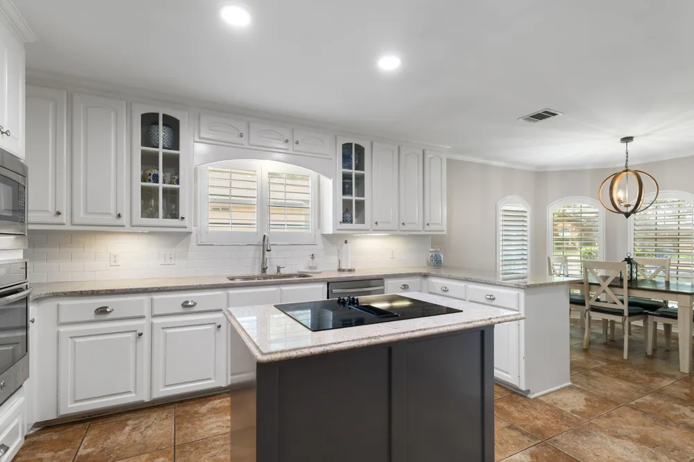 9604 Yellowstone Road Waco, TX 76712